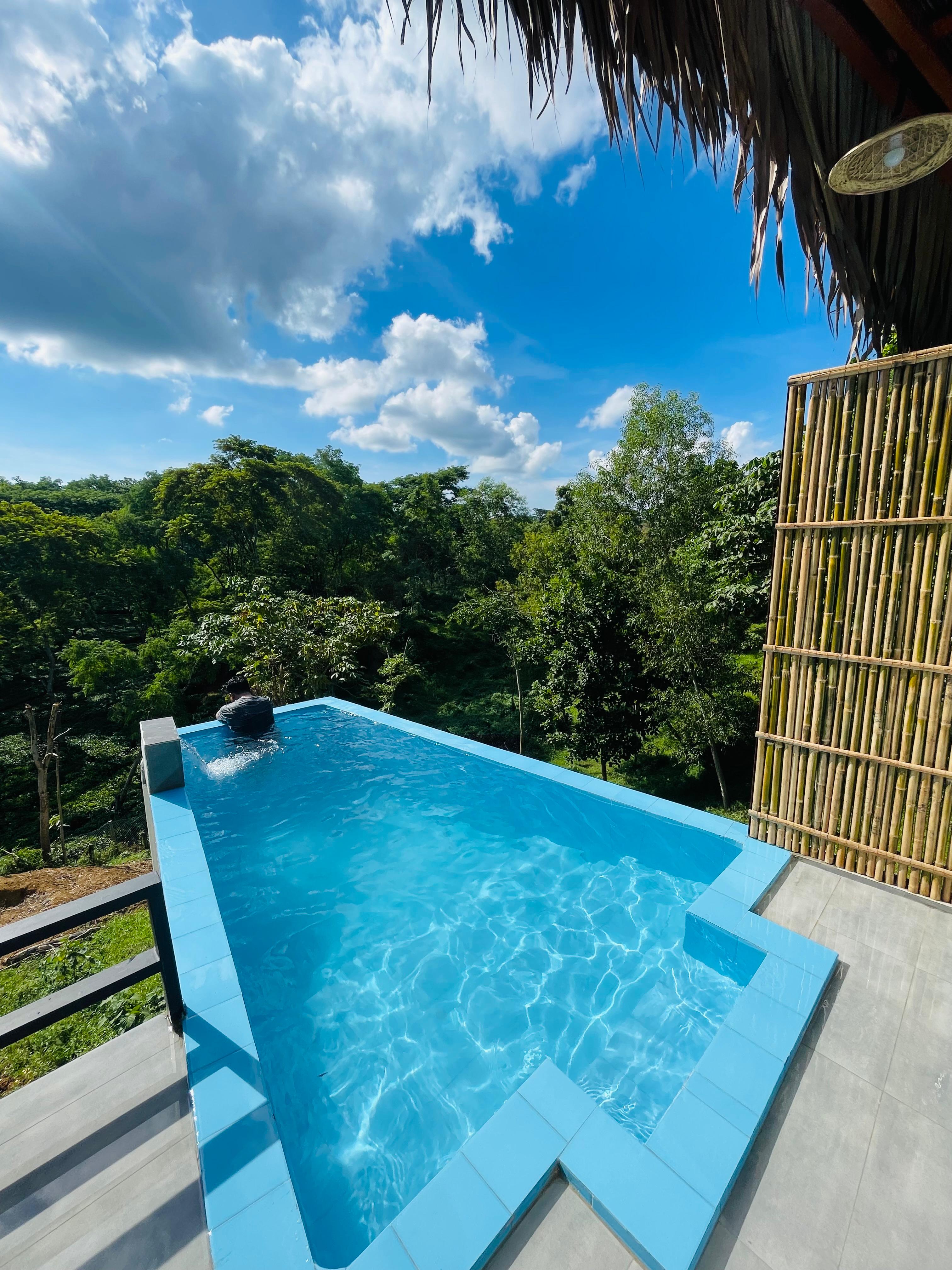 Superior Pool Villa - Pool & View